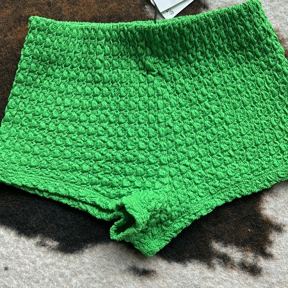 Zara brand new shorts , size Small - Picture 3 of 4